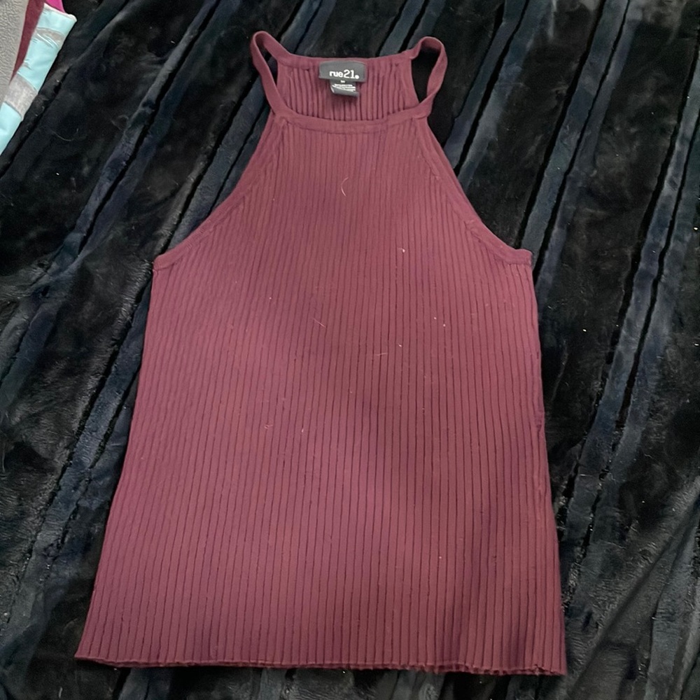 Fitted high neck tank top